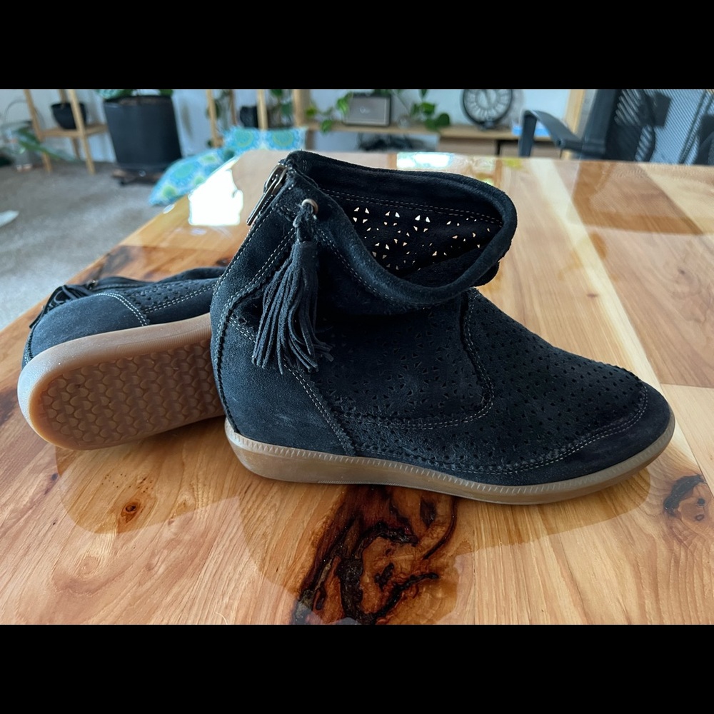 Isabel Marant Baskett Hidden Wedge Zip Back Shoes